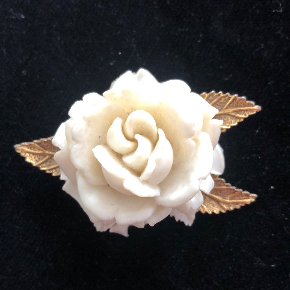 Vintage Pauline Rader White Rose Brooch Pin